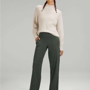 ⛔️ SOLD ⛔️ Lululemon /// Women’s Align Wide Leg High-Rise Pants 31” Smoked Sage